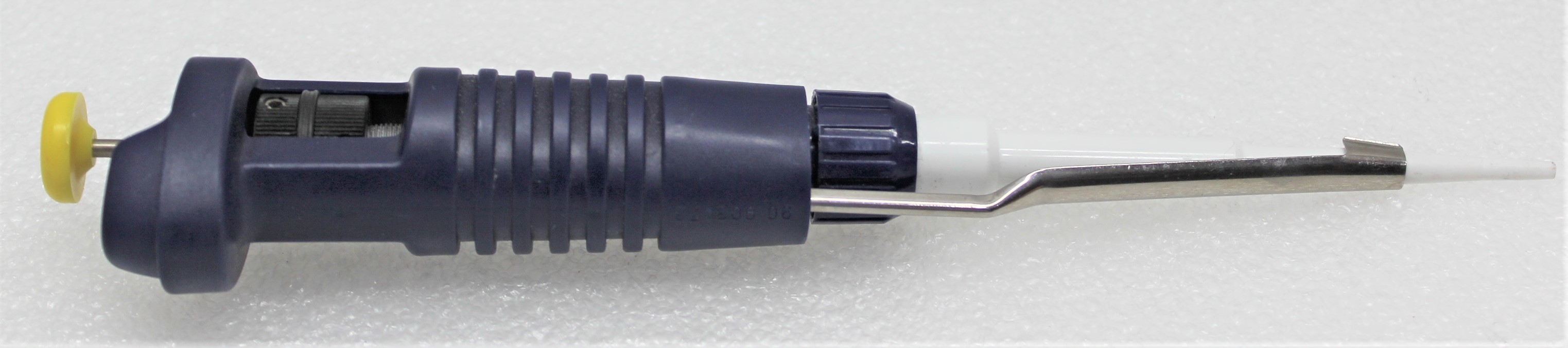 VWR Pipette Single Channel Liquid Handling Adjustable Volume 2-20uL Used