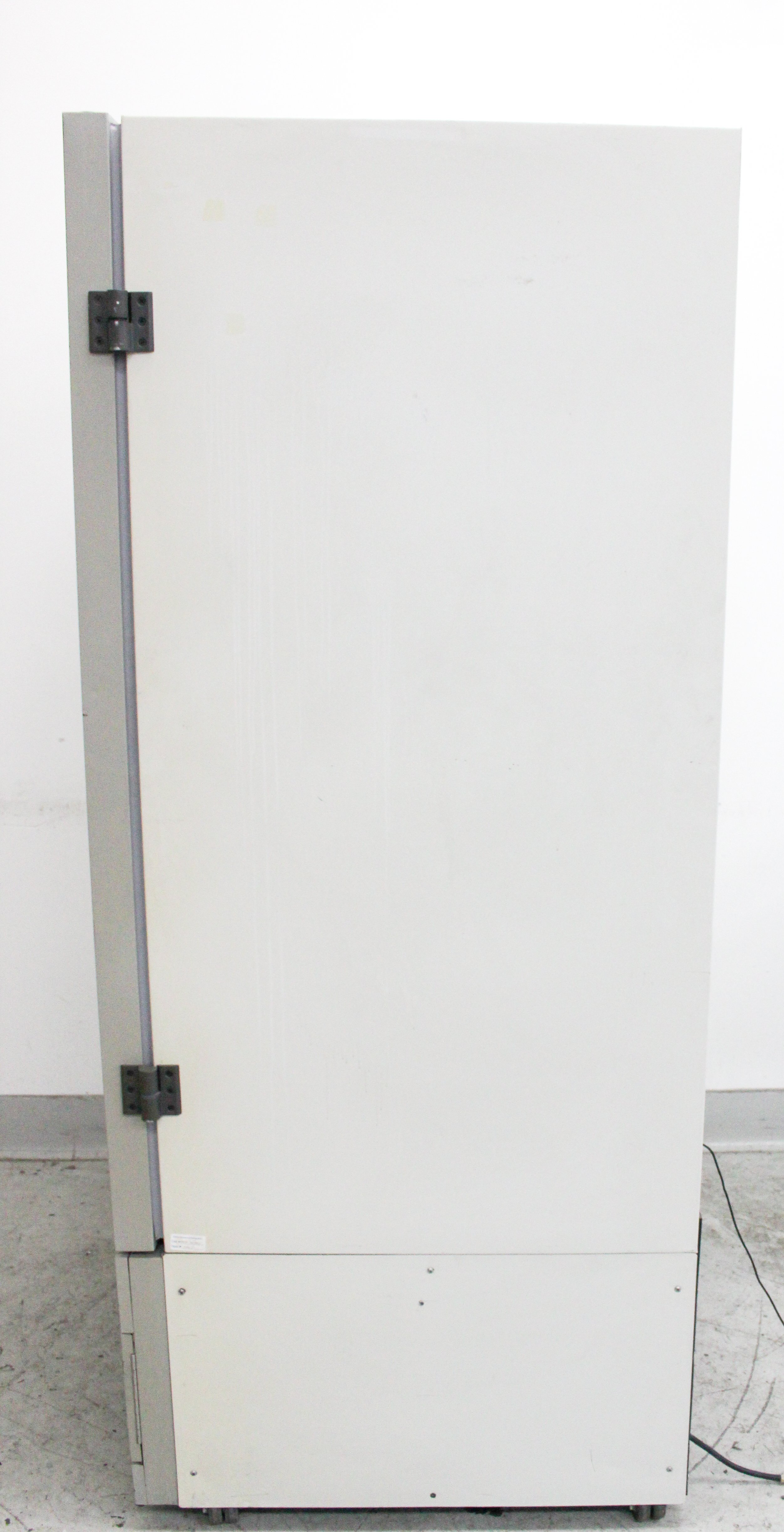 Revco ULT2140-5-A14 Ultra Low Temperature Freezer -40C Upright, Heavy-Duty