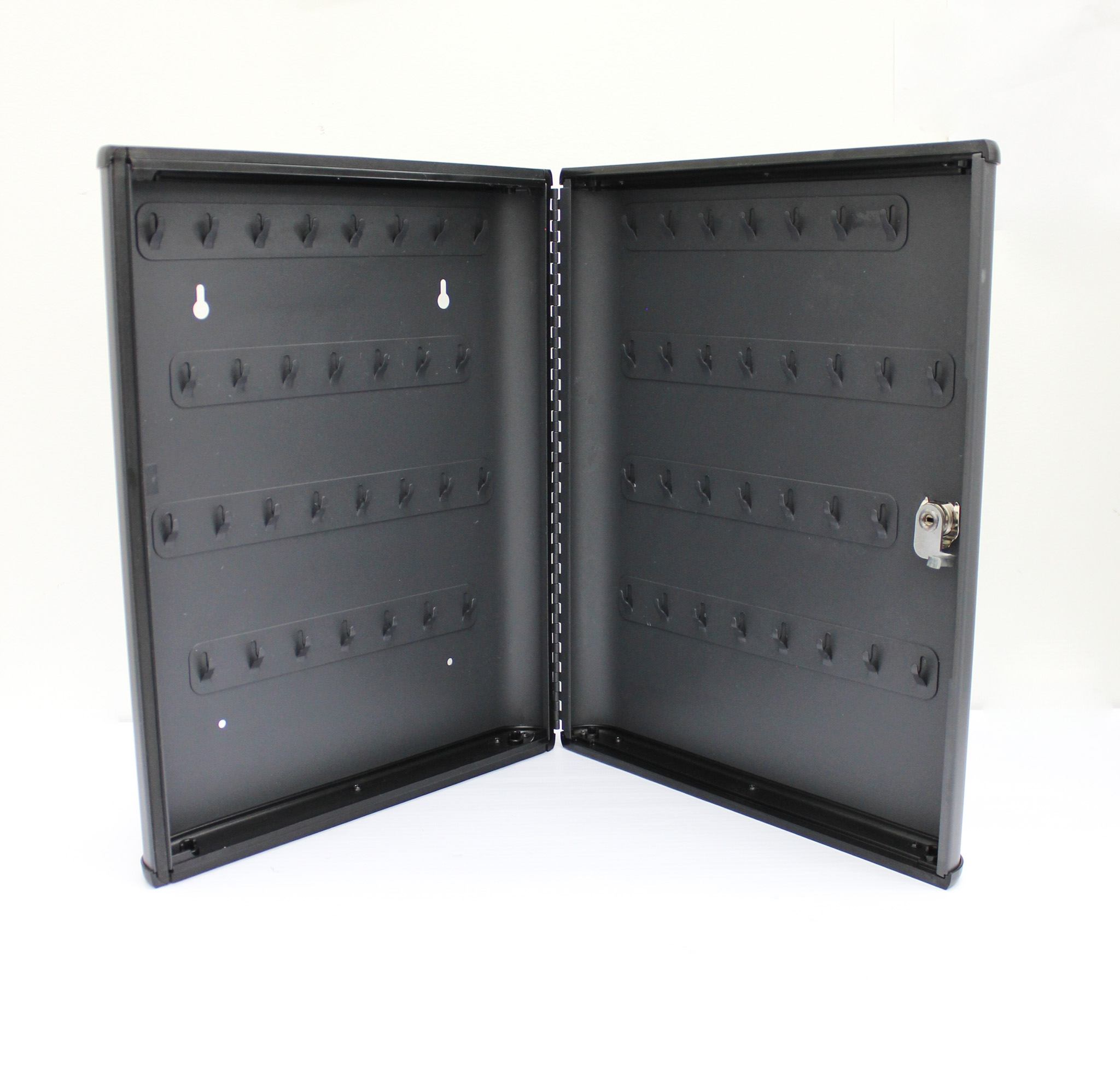 STEELMASTER Key Box Control Case 60 Key Capacity Hooks Steel Excellent Used