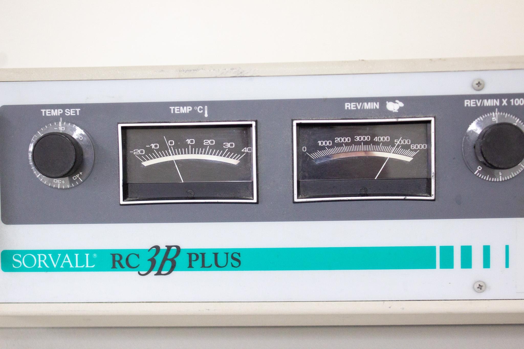 Kendro Sorvall RC 3B+ Centrifuge -20C to 40C 6000RPM 6x1400mL CFC-Free