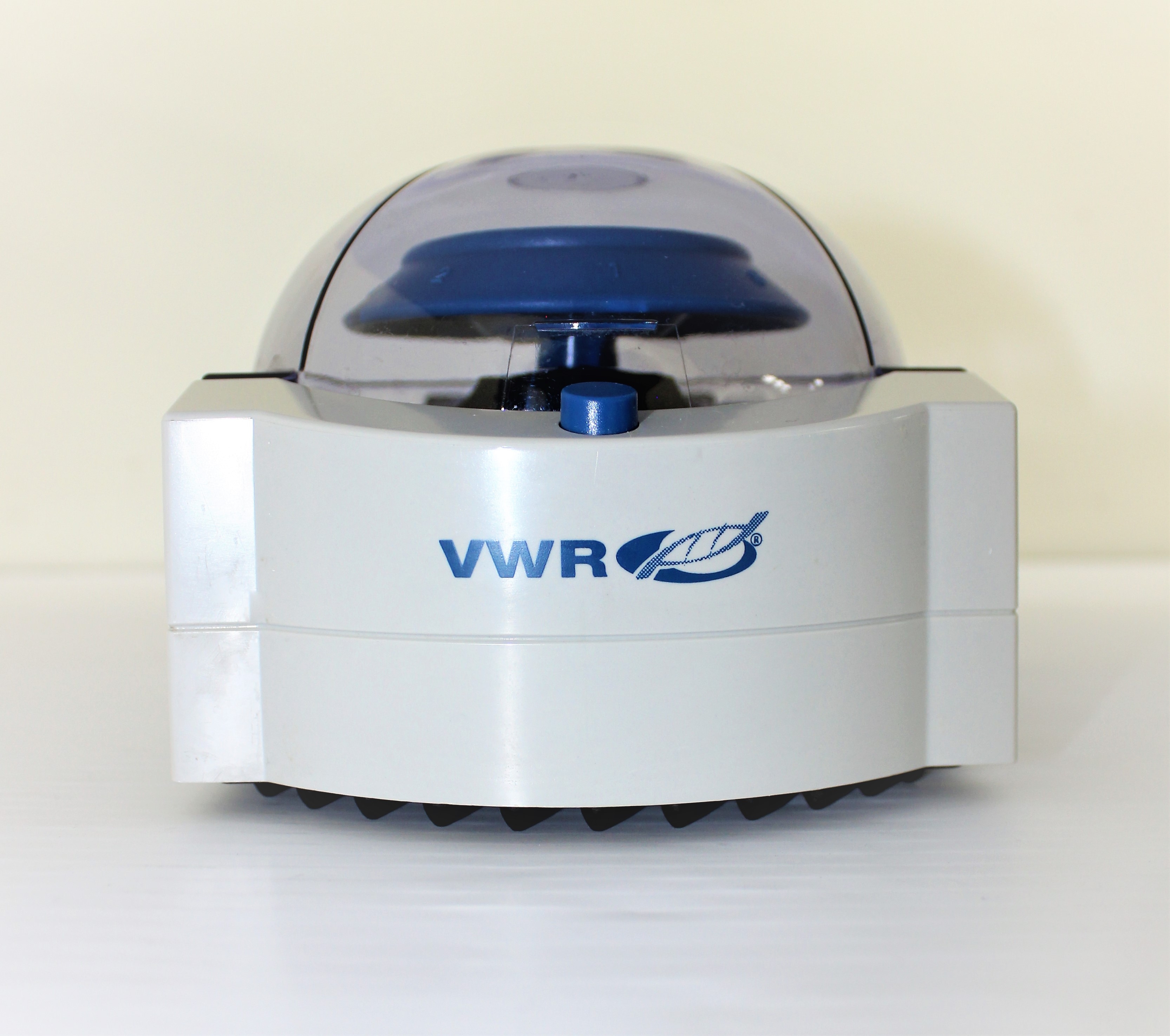 VWR Galaxy Mini Centrifuge KINETIC Energy 26 Joules C1413 - 6000 RPM, 120V