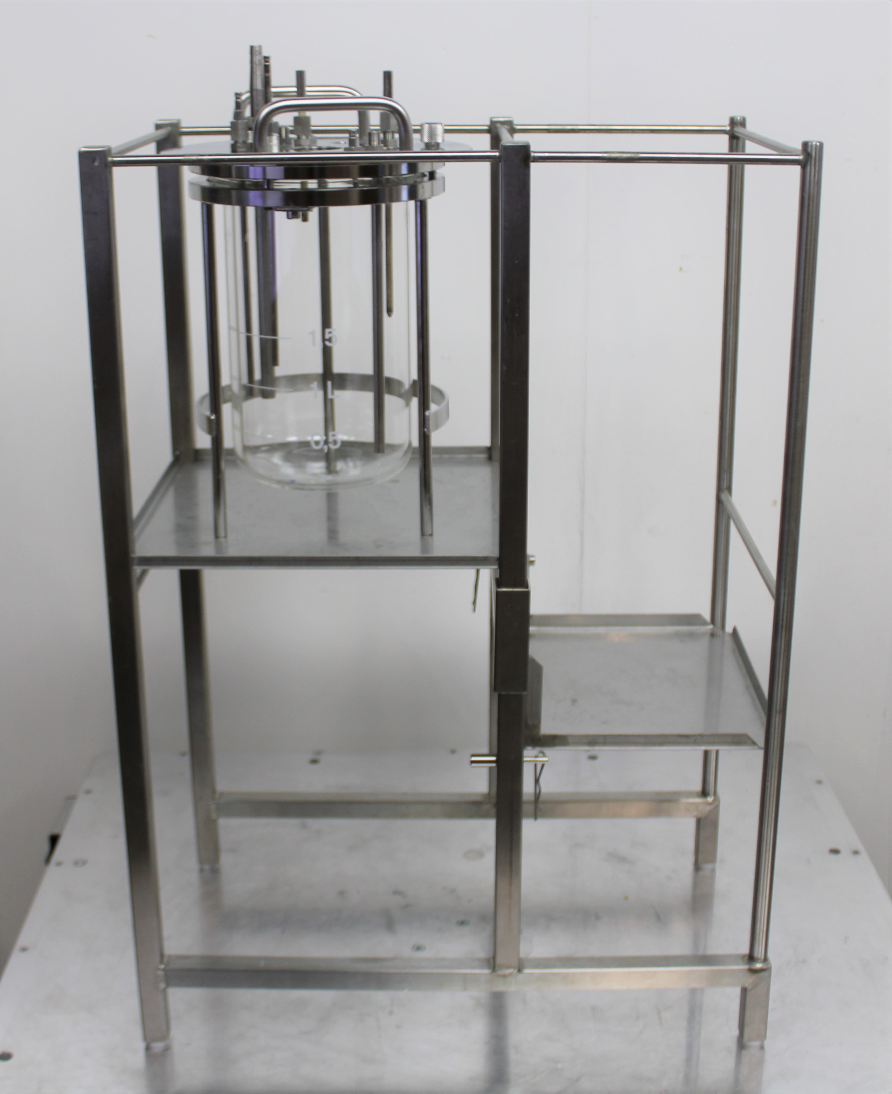 Sartorius Chromatography Column 2L Capacity with Base for Biological Separation
