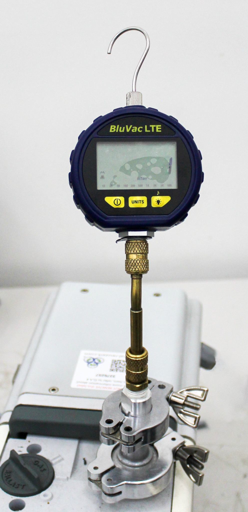 Edwards RV3 A65201903 Rotary Vane Vacuum Pump High Vacuum 3.7 m3/h 57lb