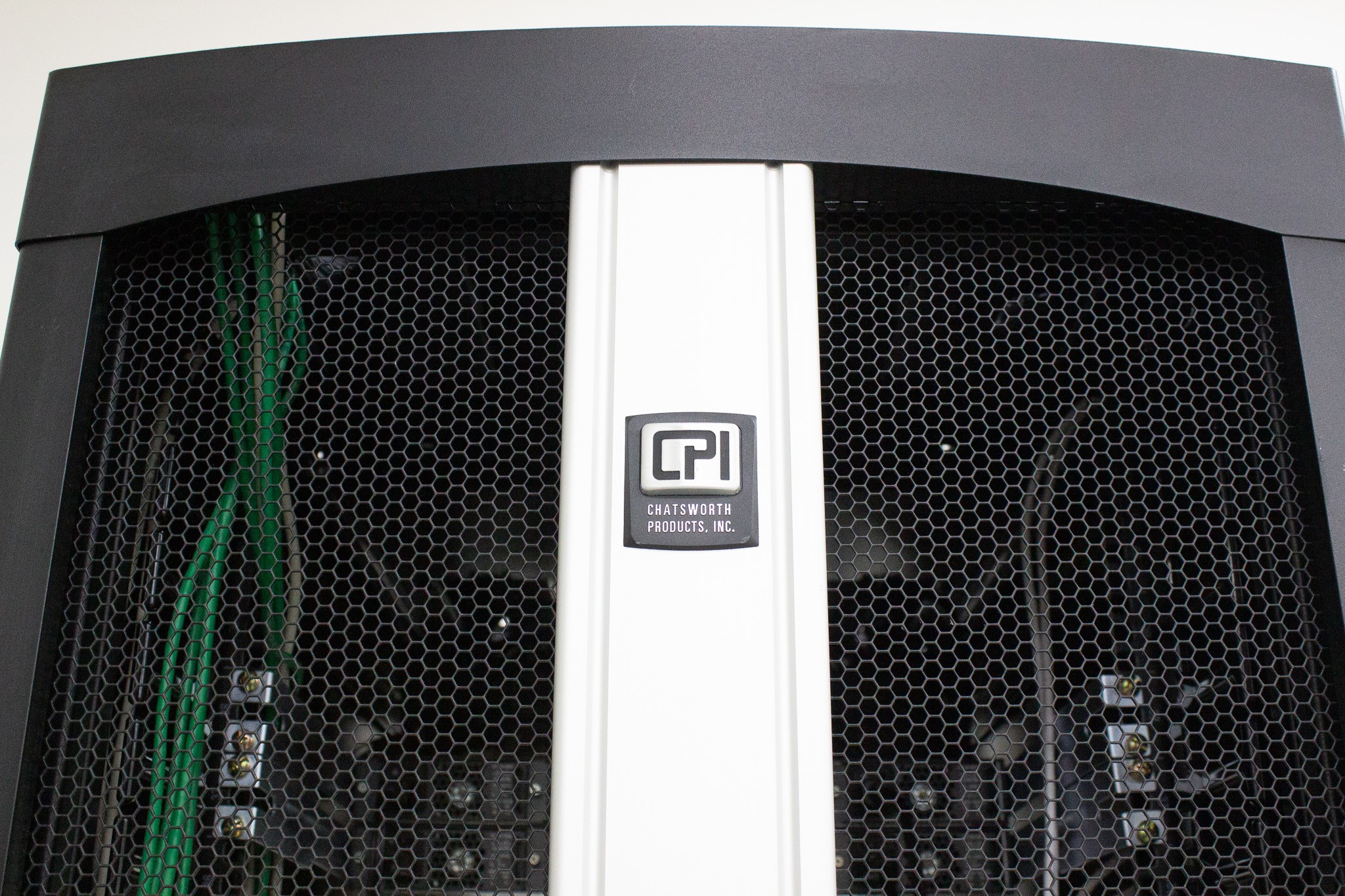 Chatsworth CP3183722 Network Cabinet w/ Cisco & Server Tech Switches 120V