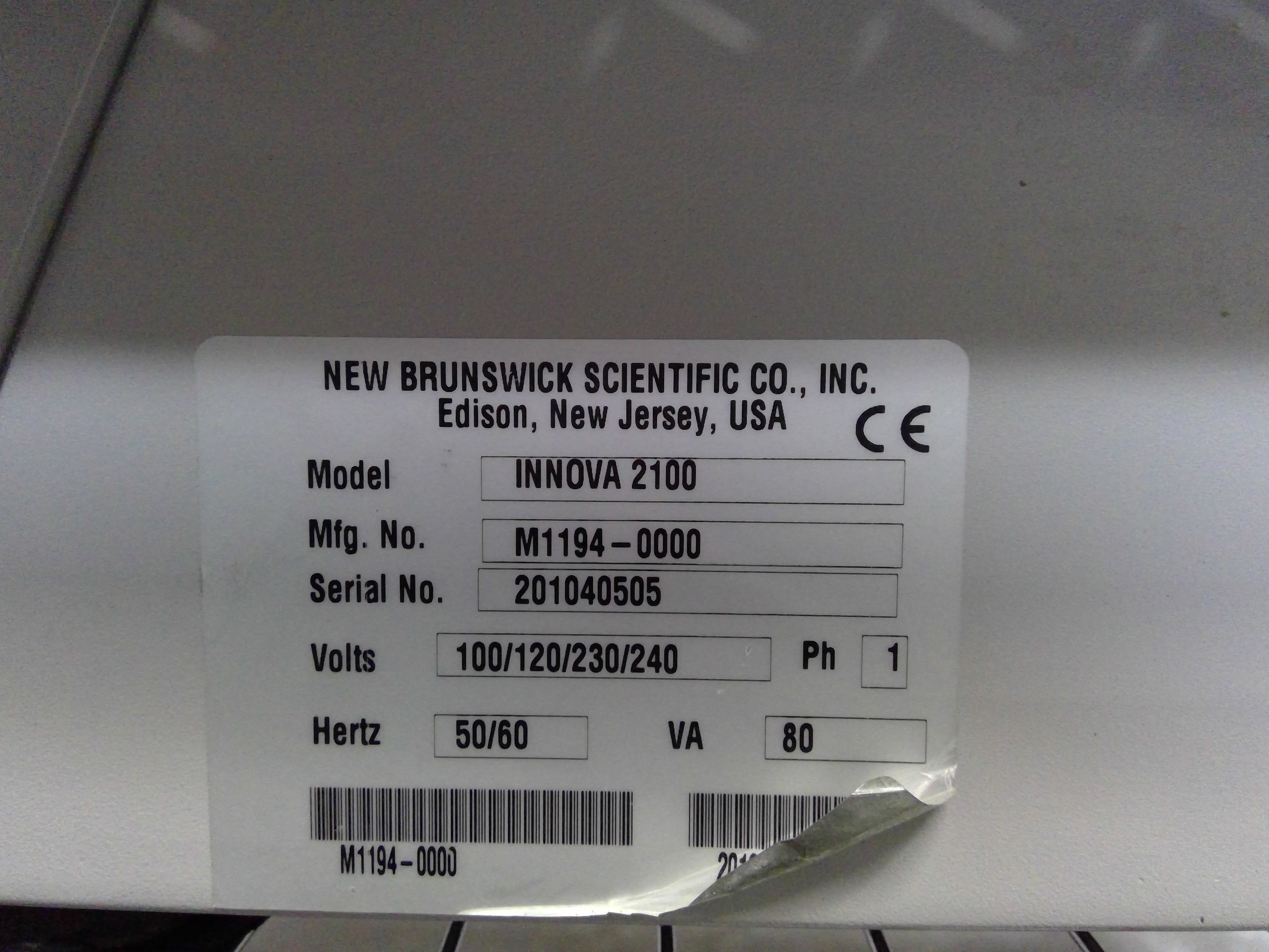 New Brunswick Innova 2100 Benchtop Shaker 500 RPM Digital Display Used