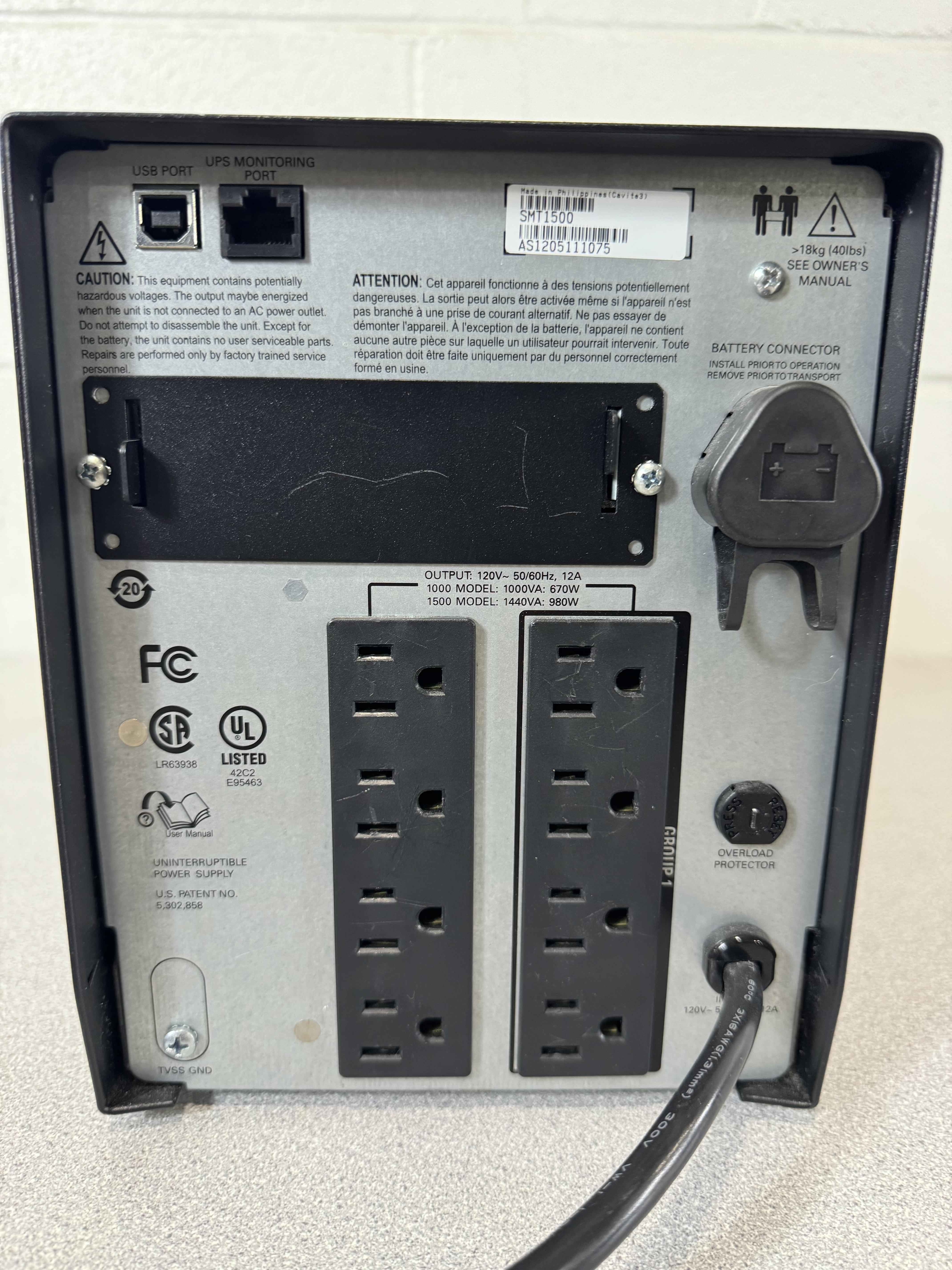 APC SMC1500 Smart UPS Power Supply - UPS 1500VA 900W 120V LCD 8 Outlets Sinewave