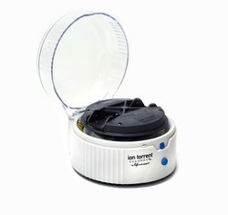 Ion Torrent 4479672 Centrifugation Microcentrifuge for Ion PGM Proton Chips 120V