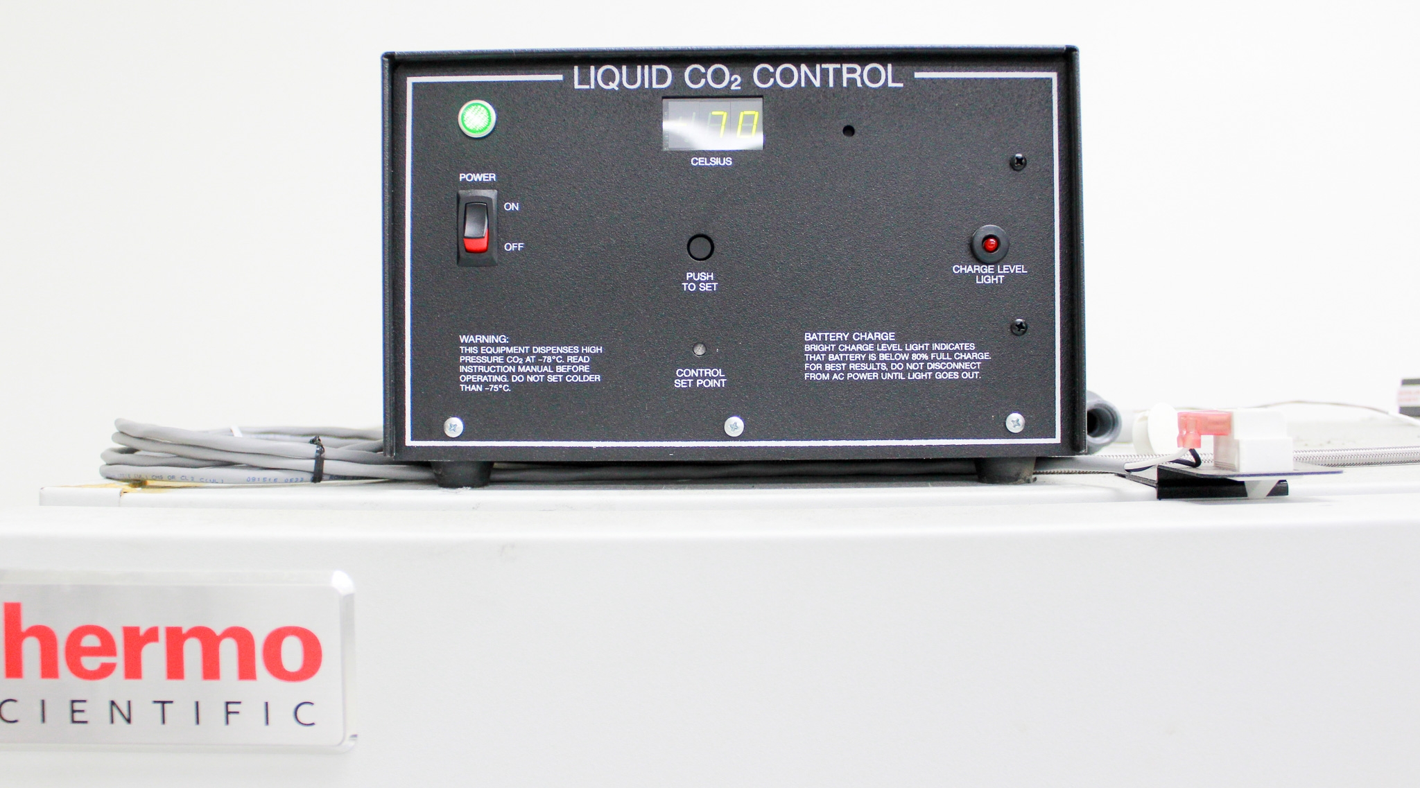 Thermo ULT2186-10 Ultra Low Freezer -80C 578L w/ CO2 Backup Used