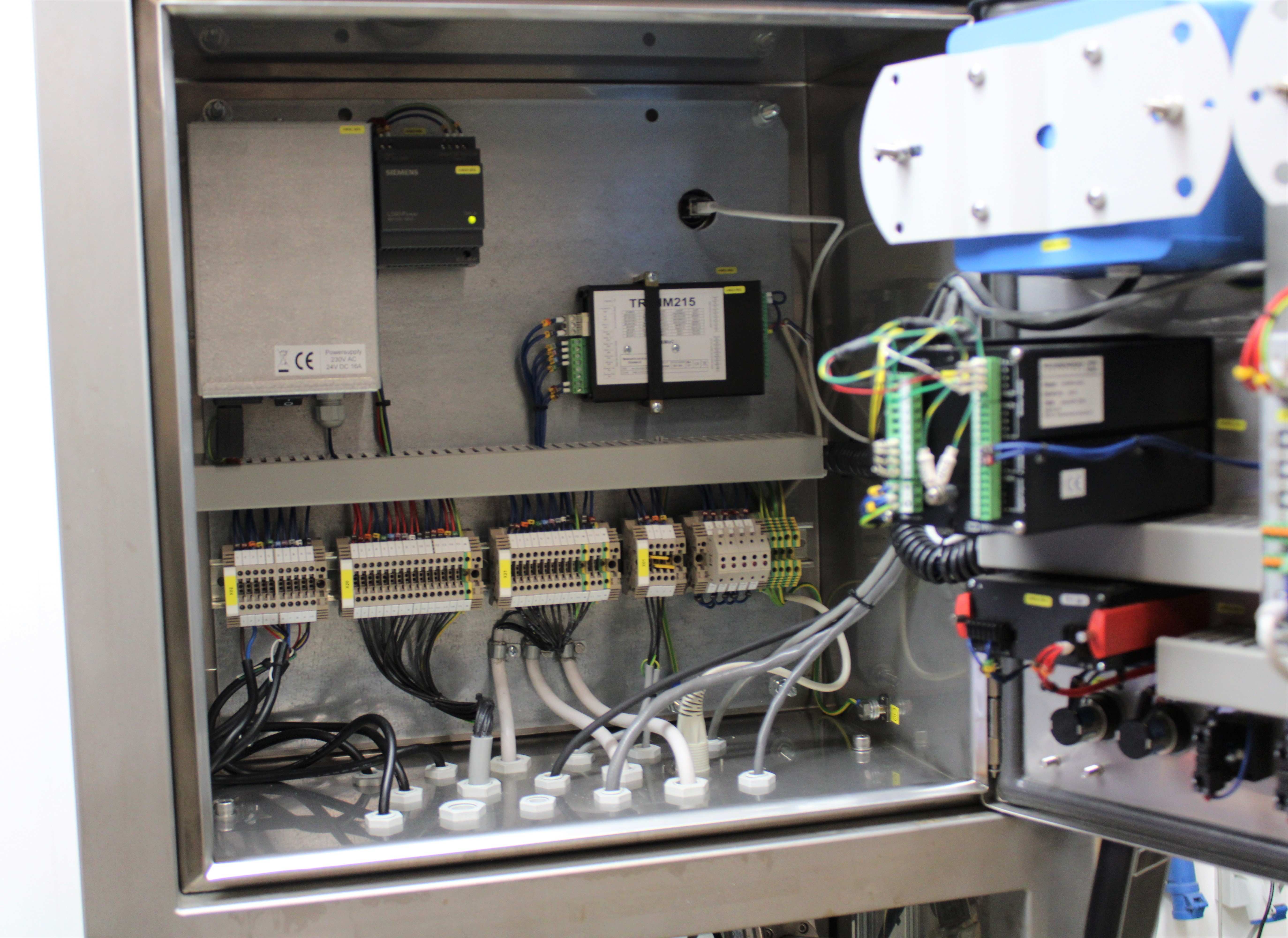 Thermo Rhobust Flex Chromatography System Used 240V Powers On 2008 U.Sales