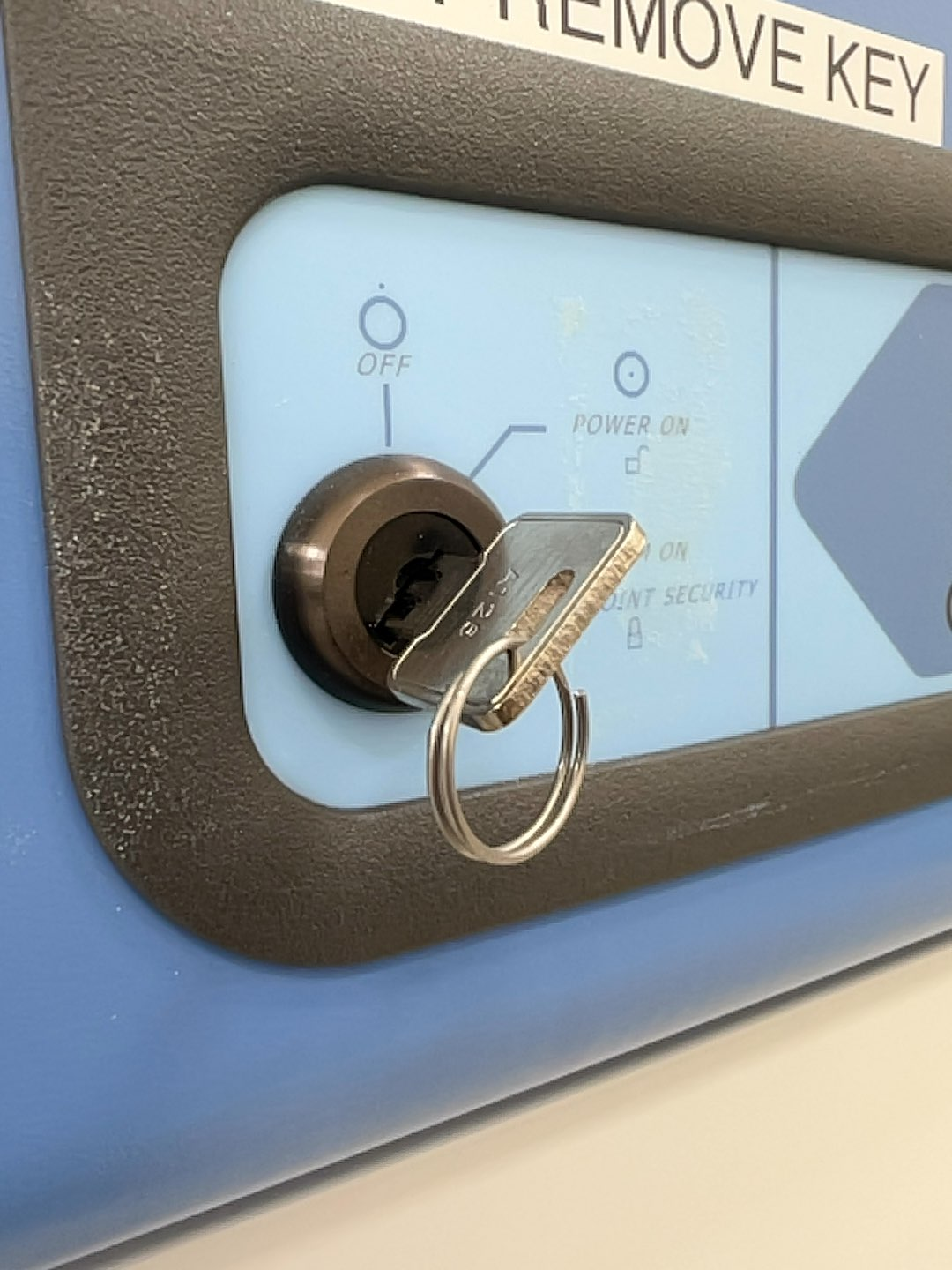 Thermo ULT5030A Freezer -30C 51.1 Cu Ft Upright Lab - Digital Control