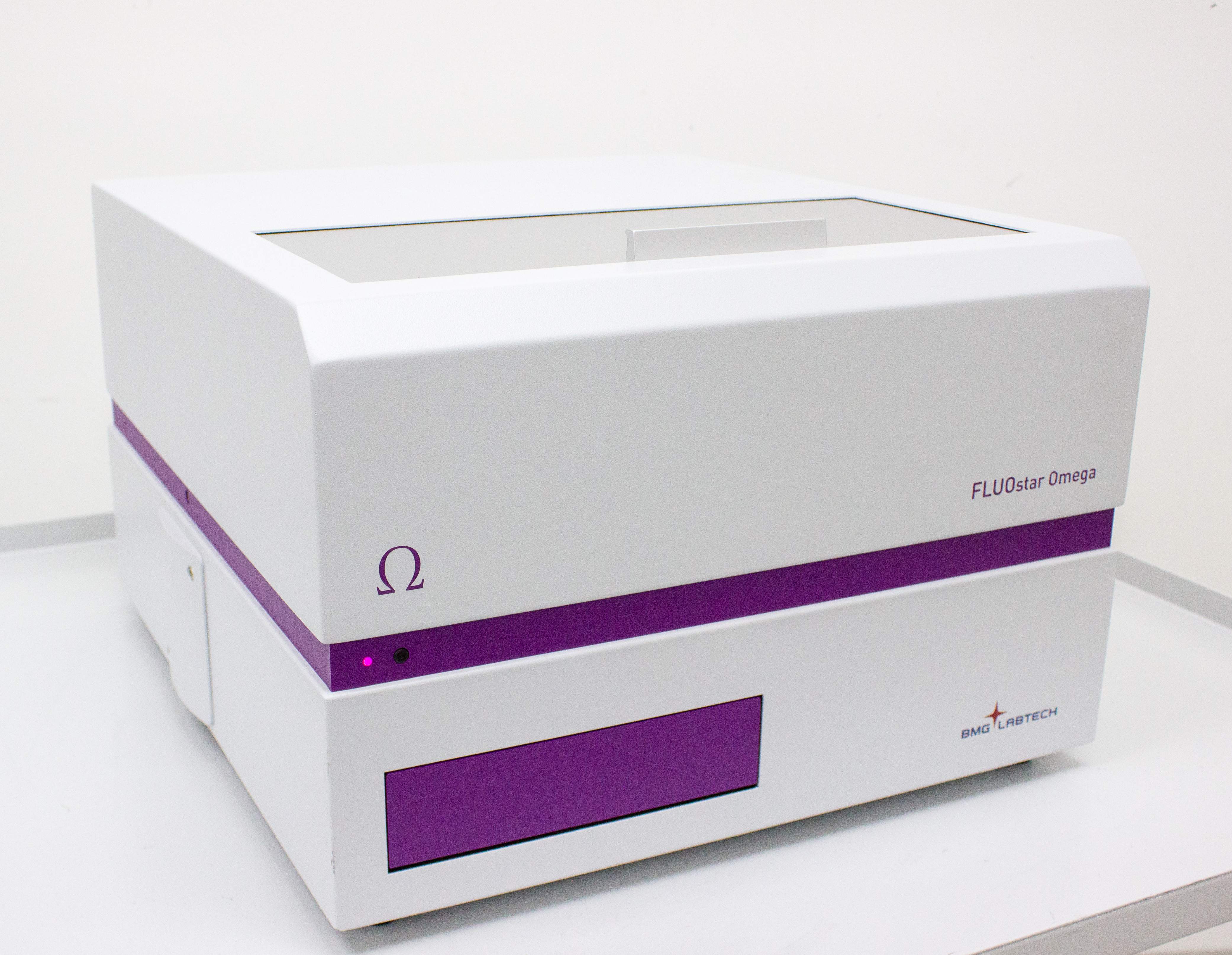 BMG FLUOstar Omega Microplate Reader 384-Well FRET/BRET Detection System