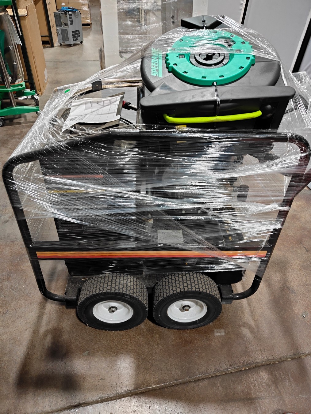 MI-T-M GH-3004-0EGH Gas Pressure Washer 3000 psi 3.5 gpm Hot Water Cart