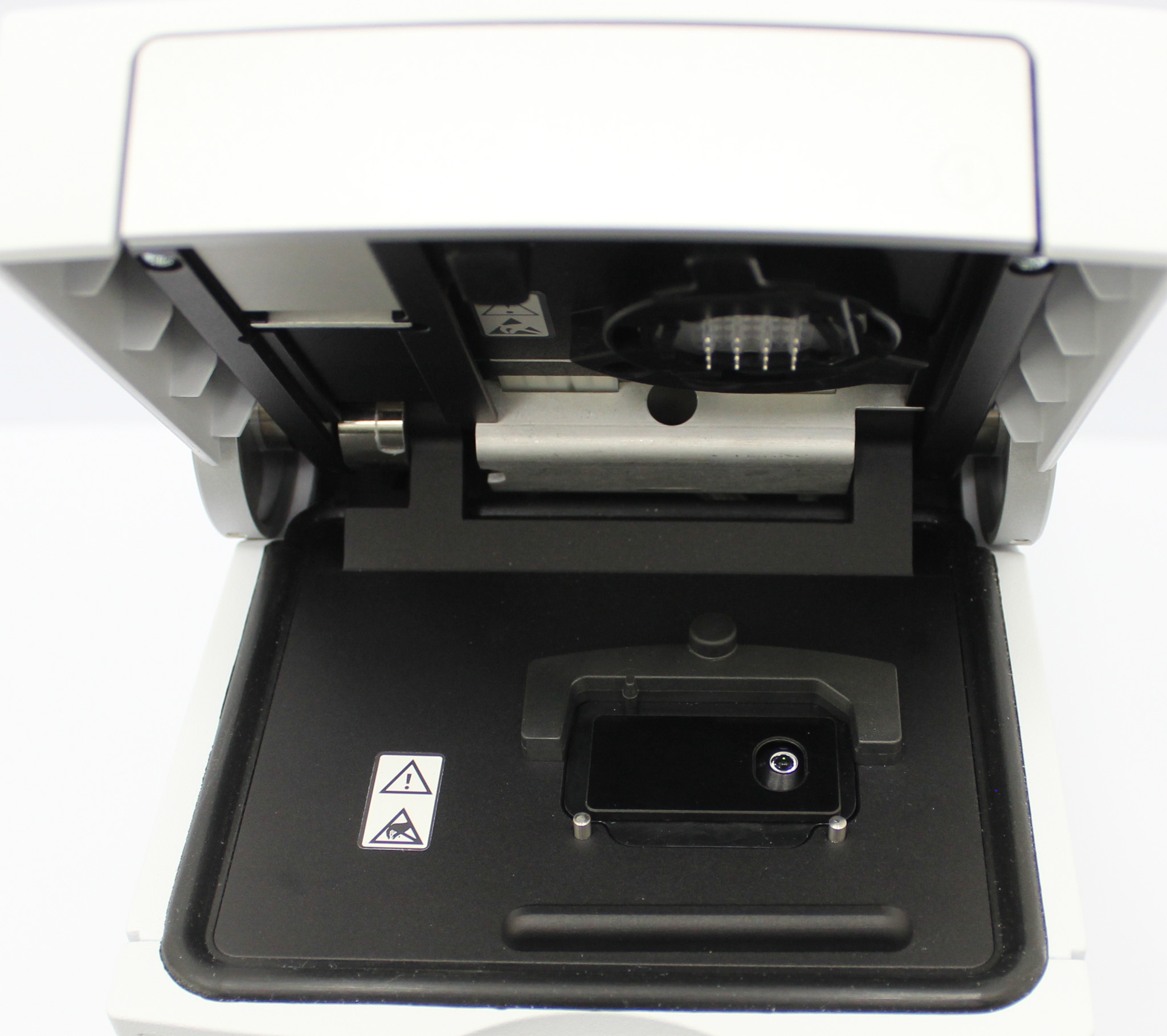 Agilent G2939B Bioanalyzer Automated Electrophoresis DNA RNA Protein Used