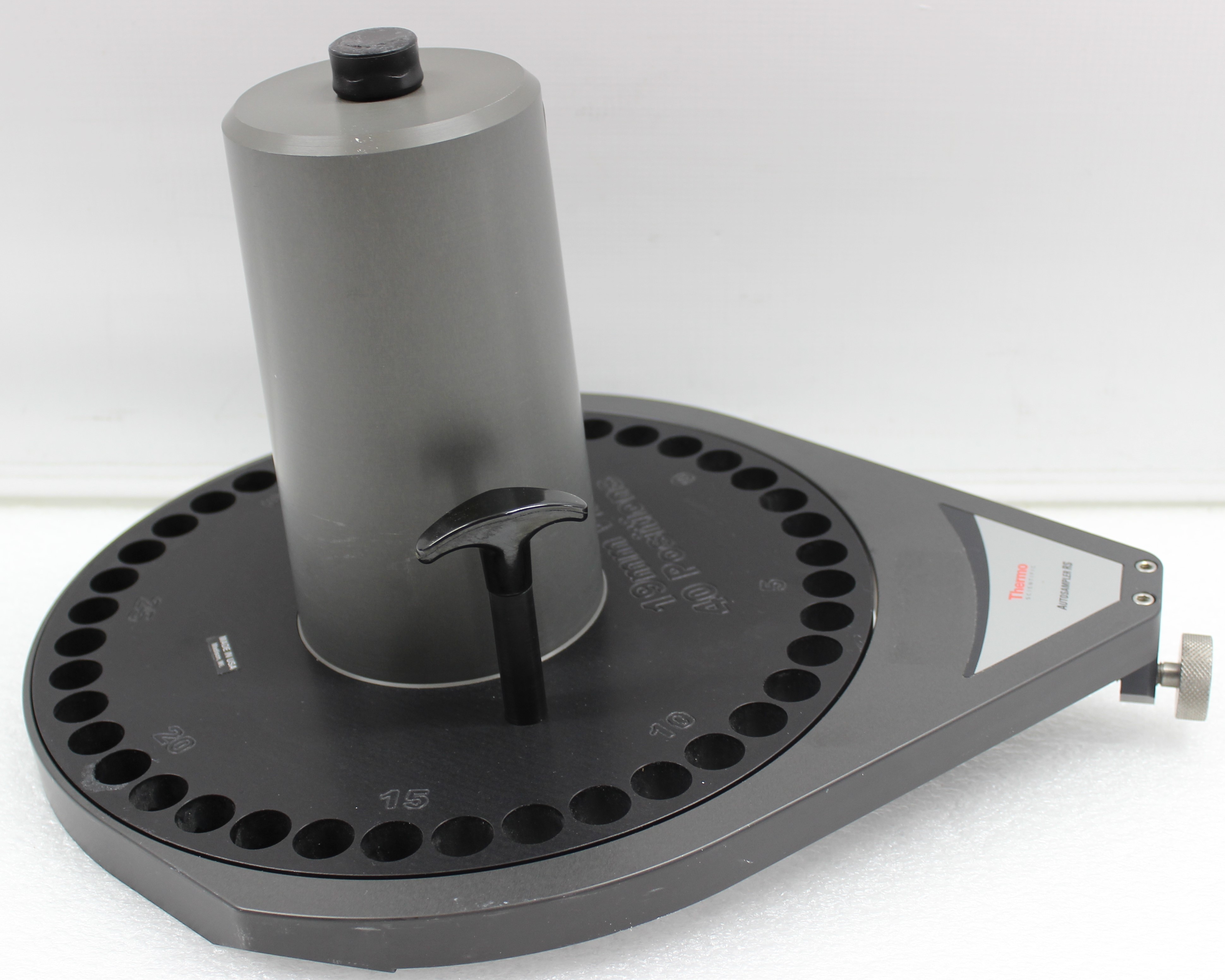 Thermo Autosampler RS Head 19mm 40 Pos for Lab Sample Analysis