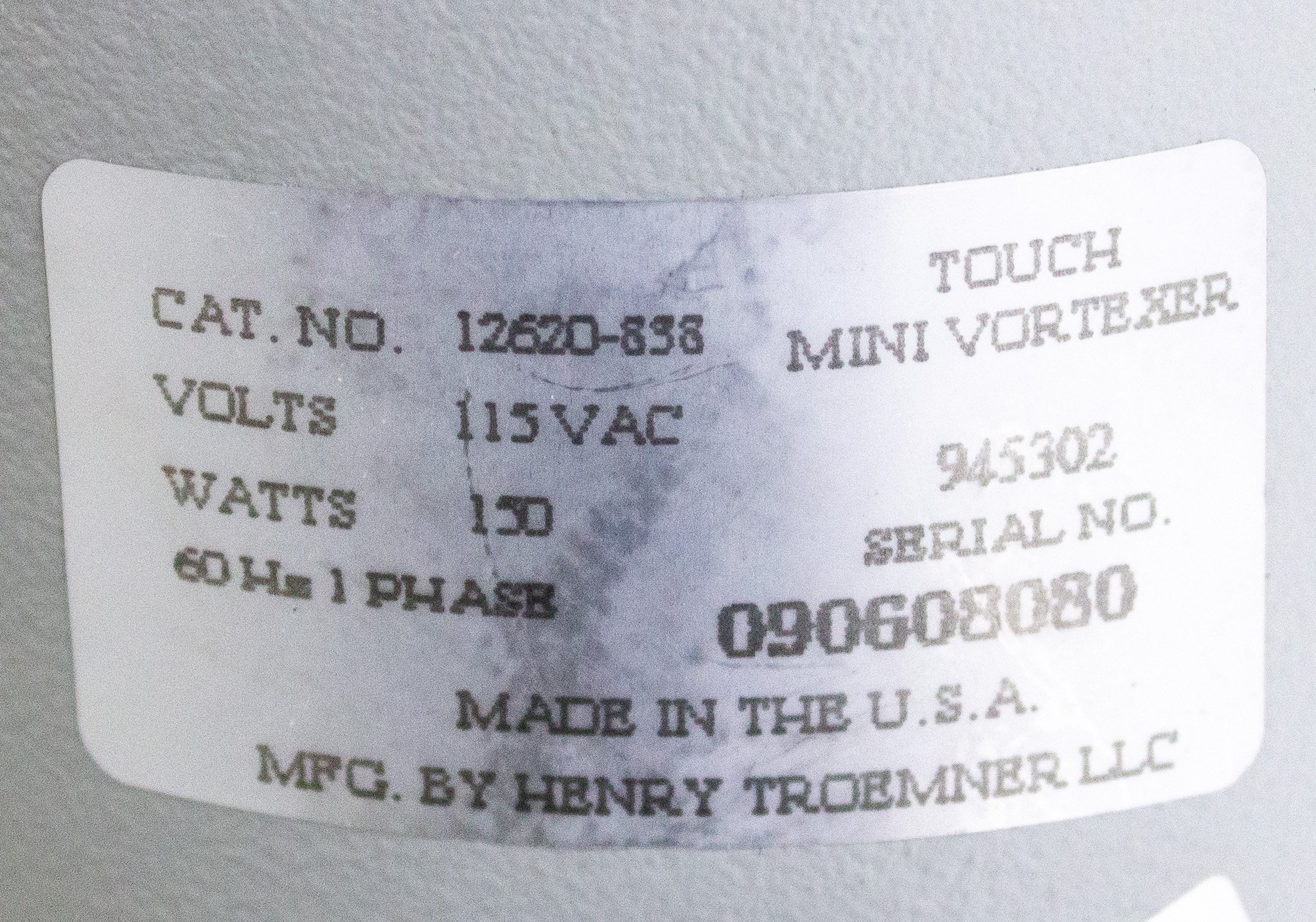 VWR 945302 Vortexer Vortex Mixer 2500 RPM One-Touch Activation