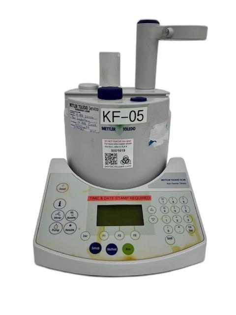 Mettler Toledo Titrator DL38 for Precise Water Determination in Samples