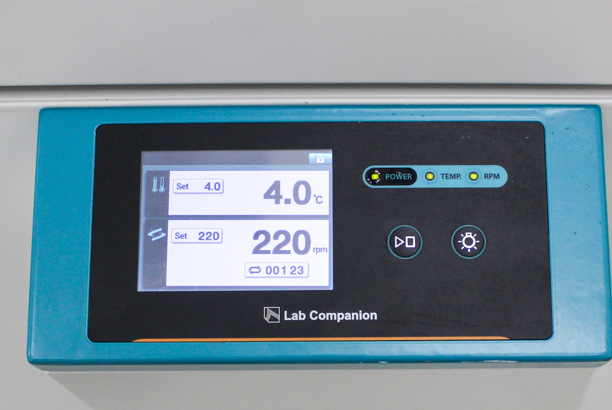 Jeio Tech ISF-7100R Incubator Shaker Refrigerated Heavy Workload 500 RPM