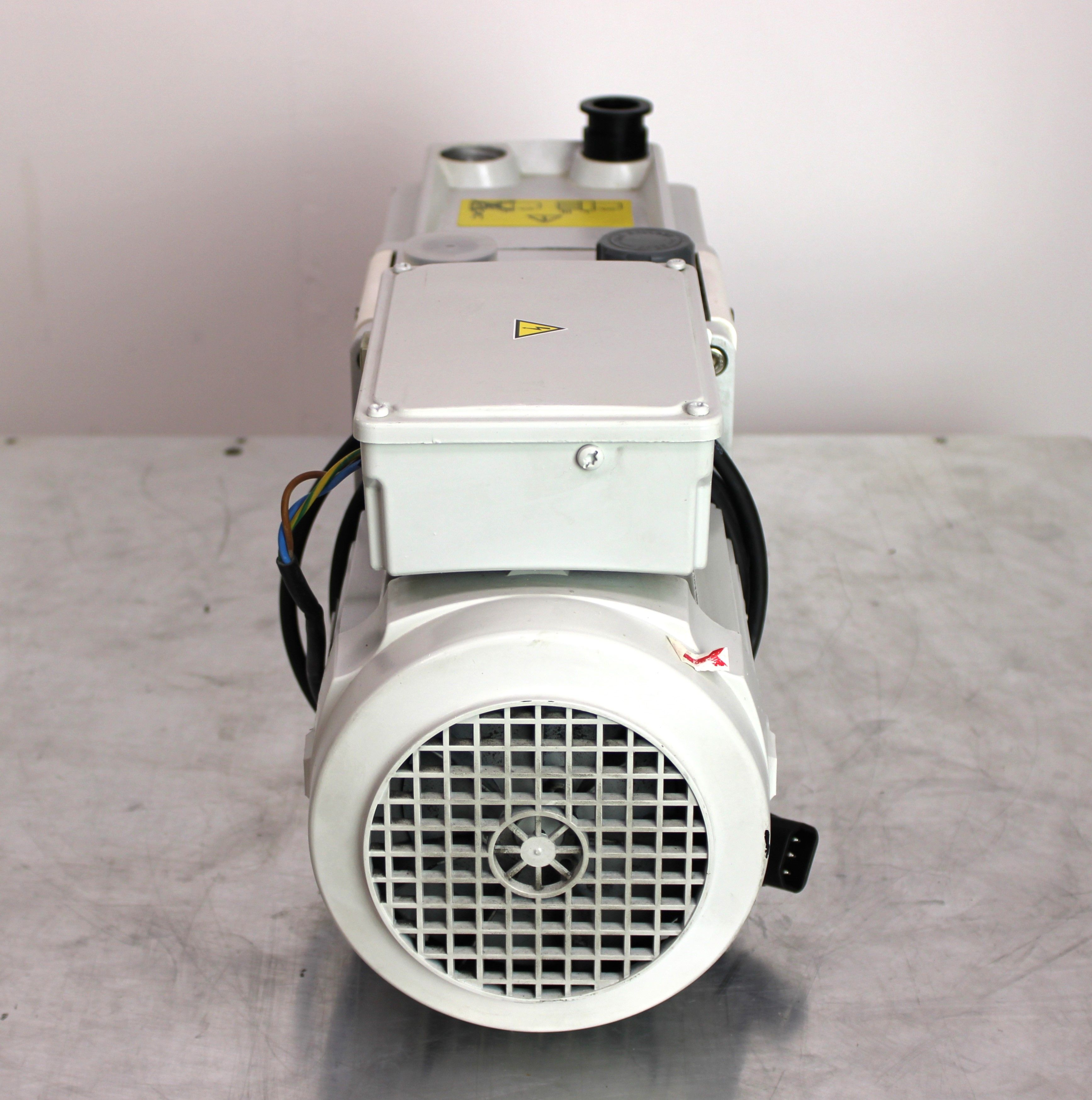 Edwards E2M30 Vacuum Pump 23 cfm Rotary Vane for Laboratory Analysis