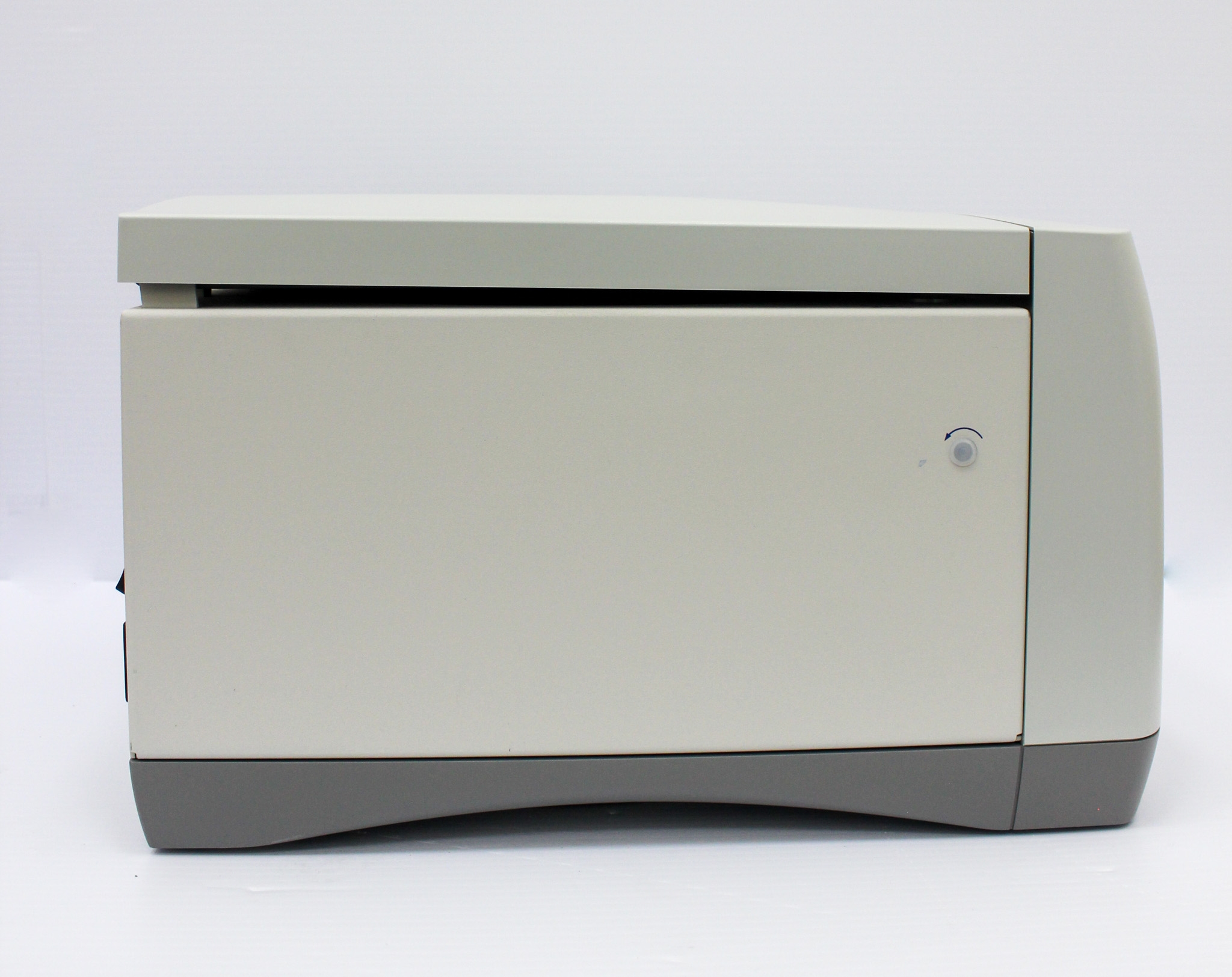 Eppendorf 5430 Centrifuge, High-Speed Microcentrifuge, 17,500 RPM