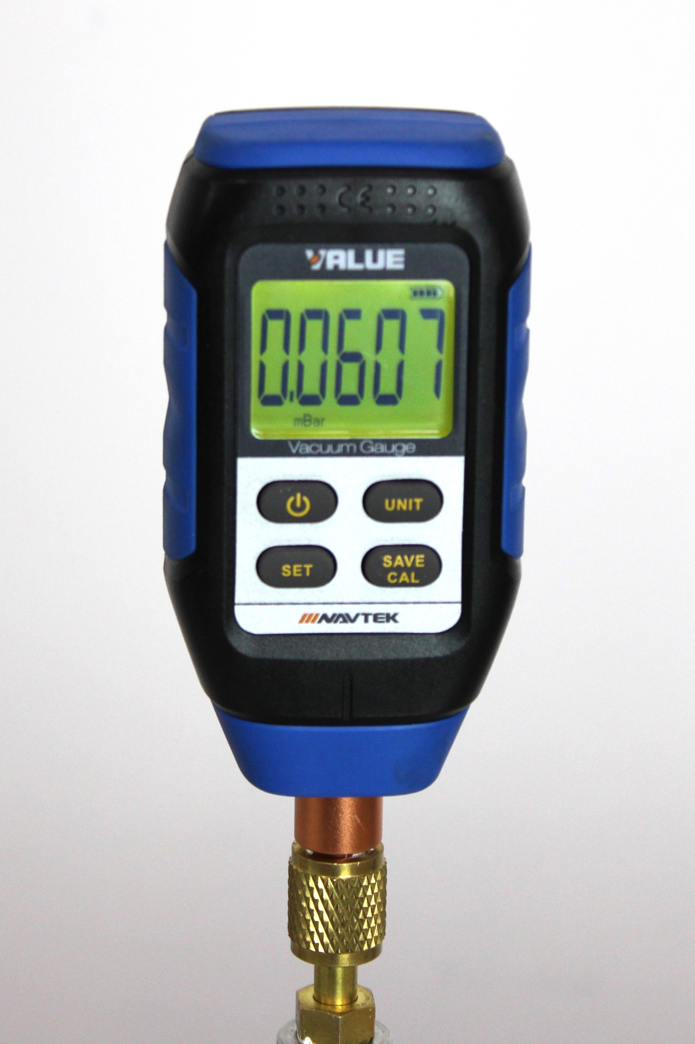 Edwards E2M30 Vacuum Pump Rotary Vane Peak Pumping 11.4cfm Tested Used