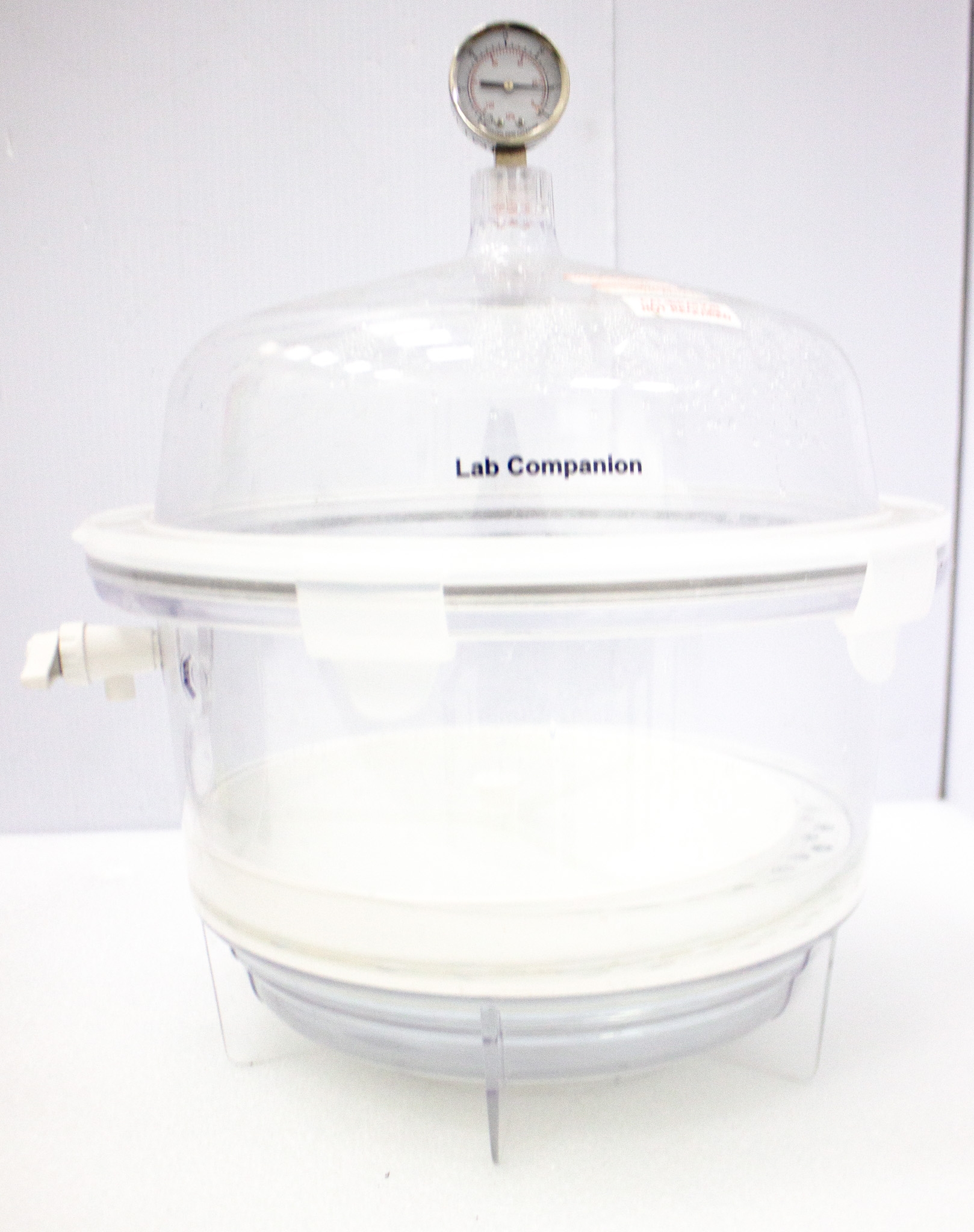 Lab Companion F42400-2221 10L Vacuum Desiccator Used Polycarbonate