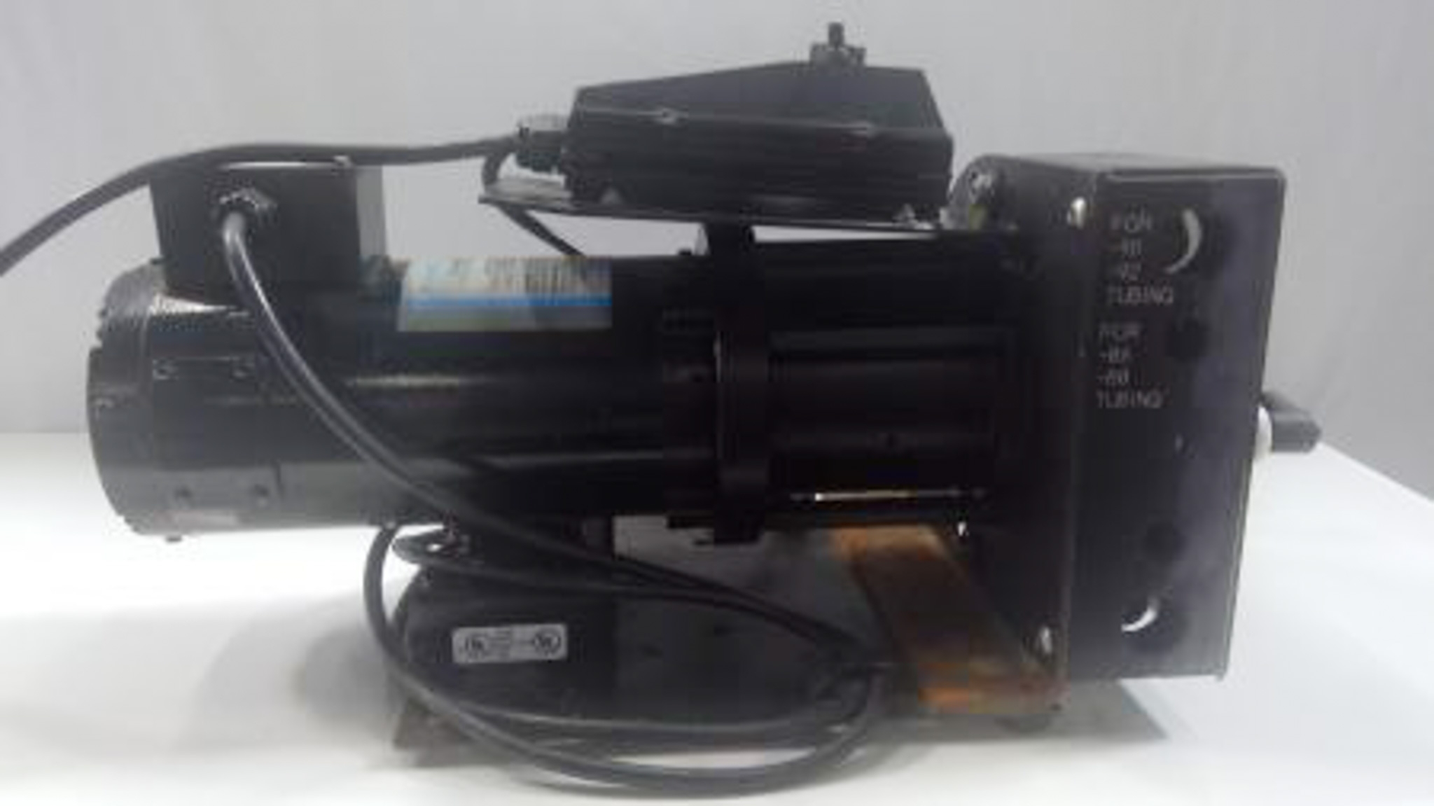 MasterFlex 7585-30 Peristaltic Pump With Speed Control Used in Labs