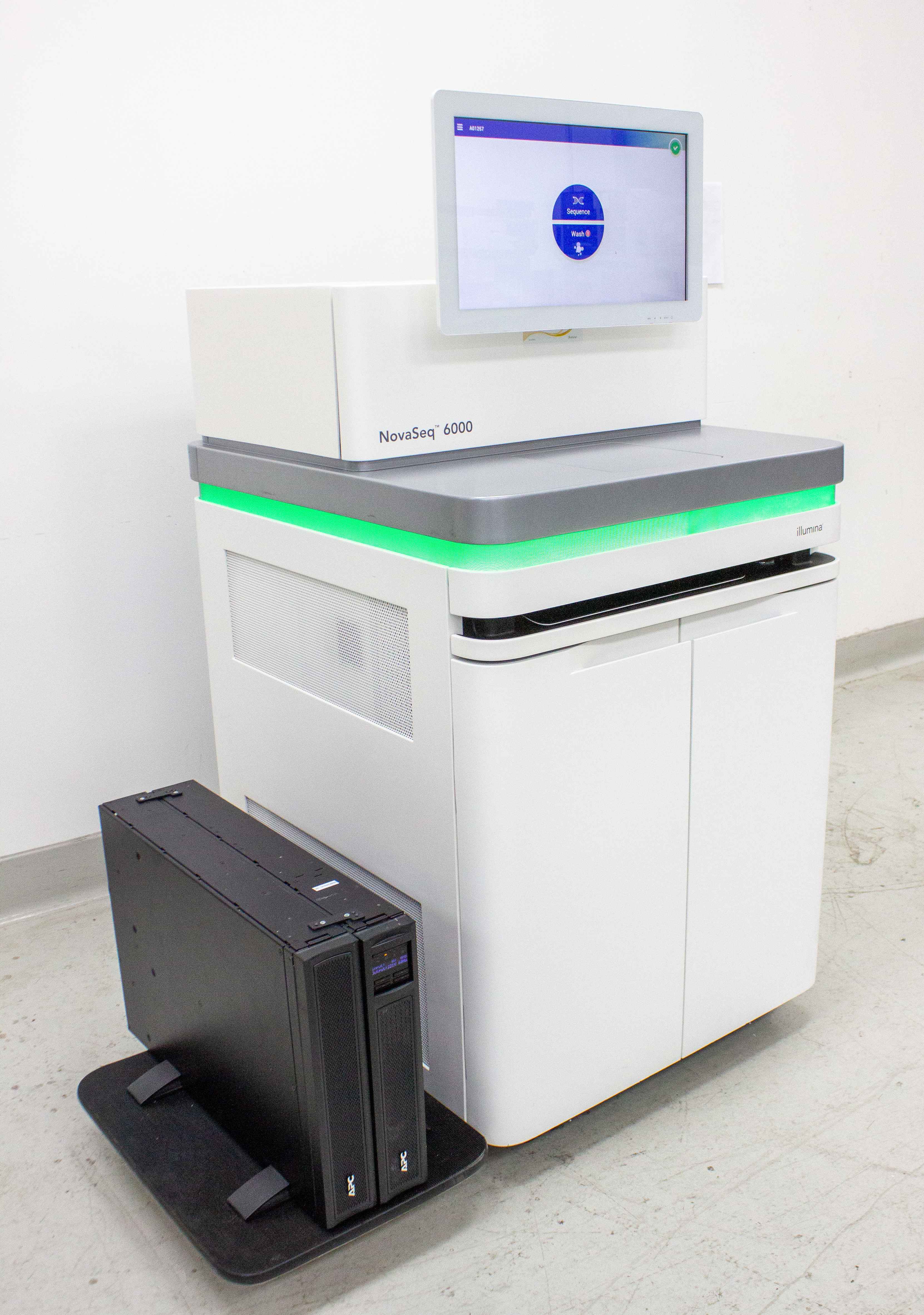 Illumina NovaSeq 6000 Sequencer DNA High Throughput Includes Computer