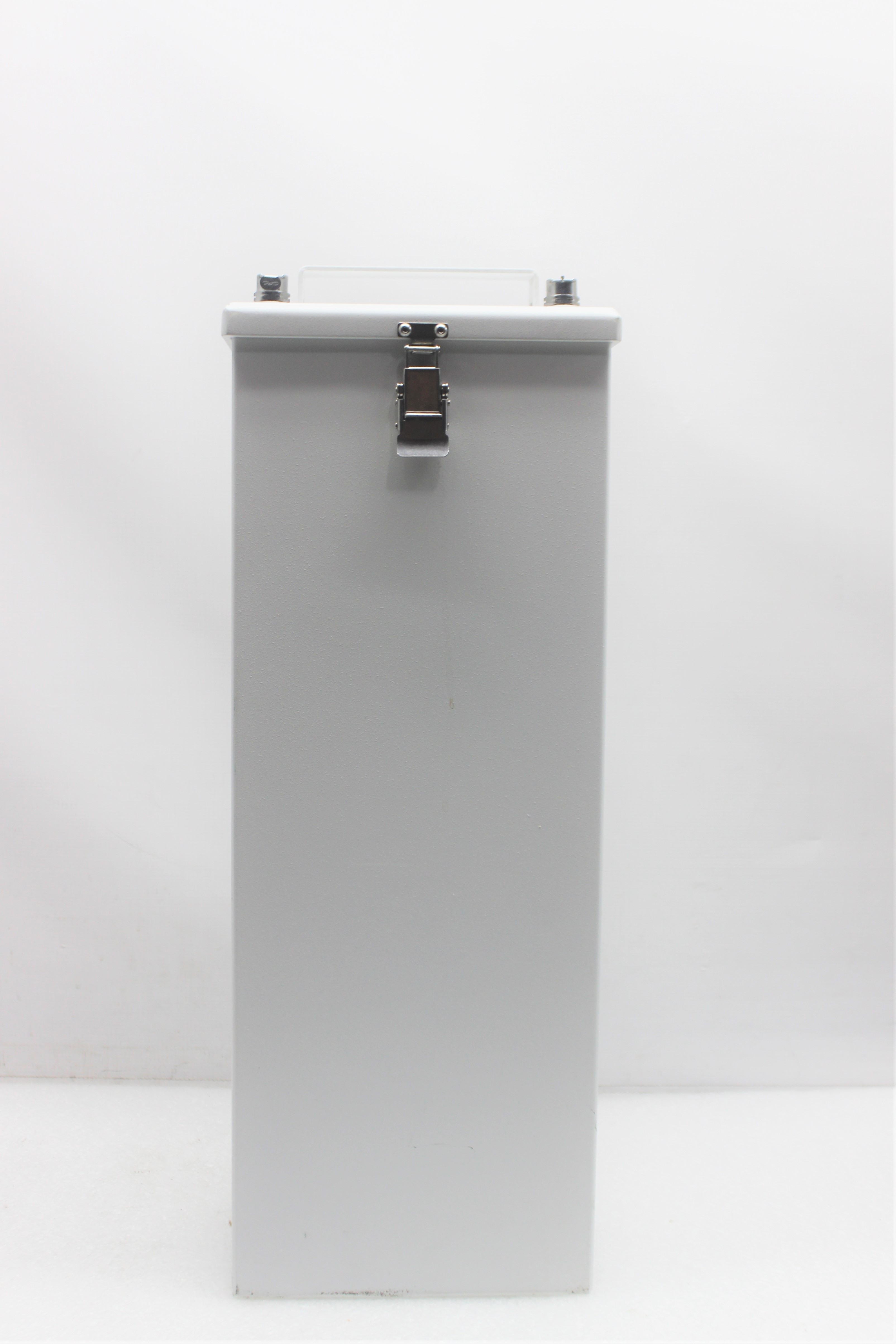 Roylan Palm Springs Enclosure Moisture/Oxygen StoragePod Used 80 Plates 18 Racks