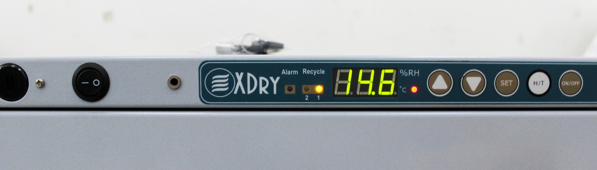 Xdry XD1-151-02 Benchtop Desiccant Dry Cabinet Energy-Saving 150L Capacity