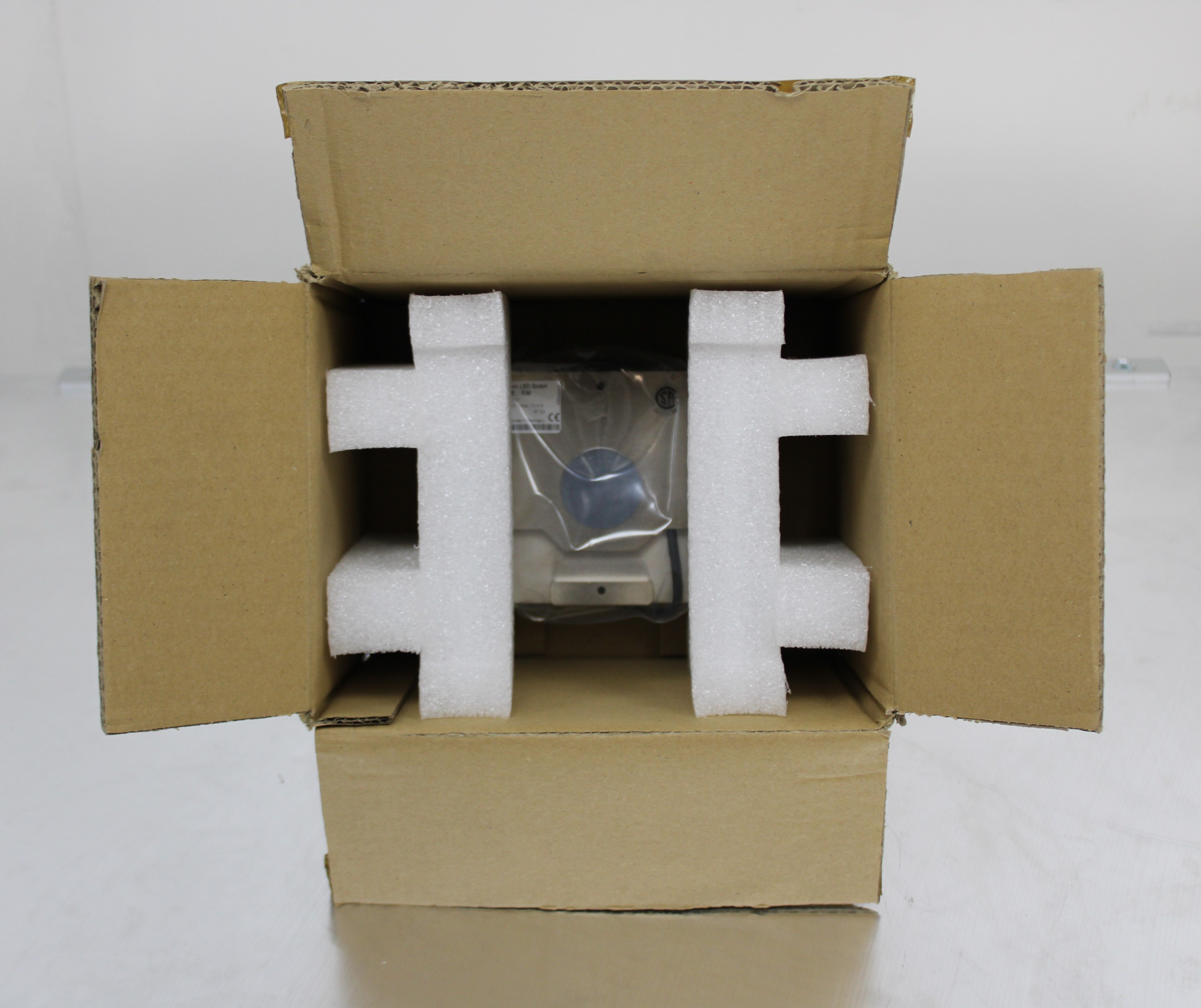 Thermo Variomag Teleshake Vortexer Shaker 100-2000RPM 96/384 Well Plates