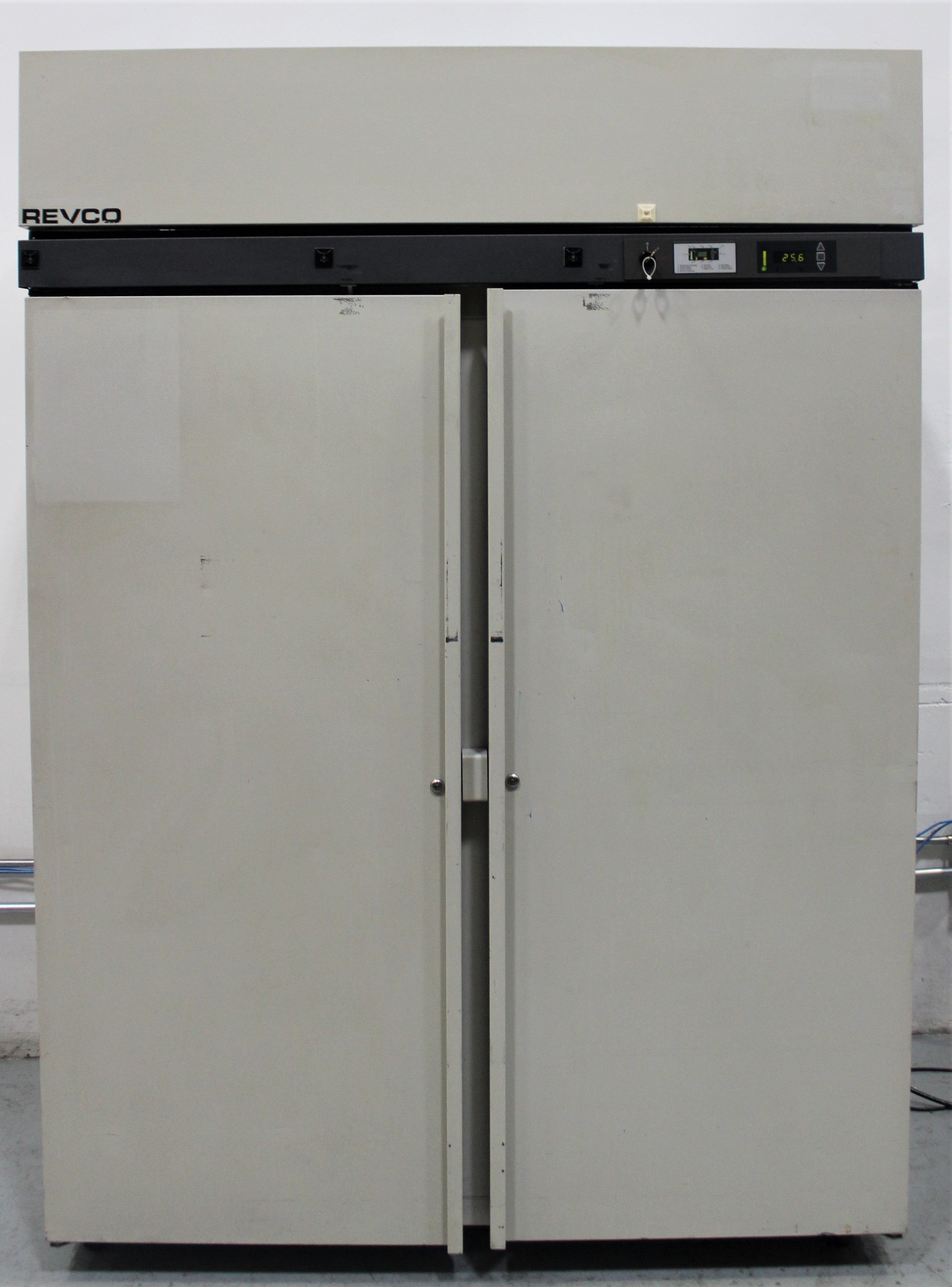 Revco ULT5030D18 Lab Freezer Ultra-Low, -30C, 51.1 CuFt, Used, AS-IS