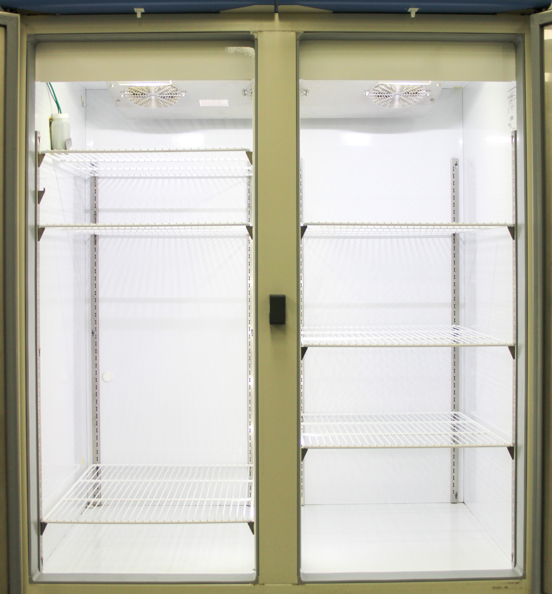 Thermo Revco REL5004A Lab Refrigerator 51.1 CF Dual Solid Door 1-8C Storage