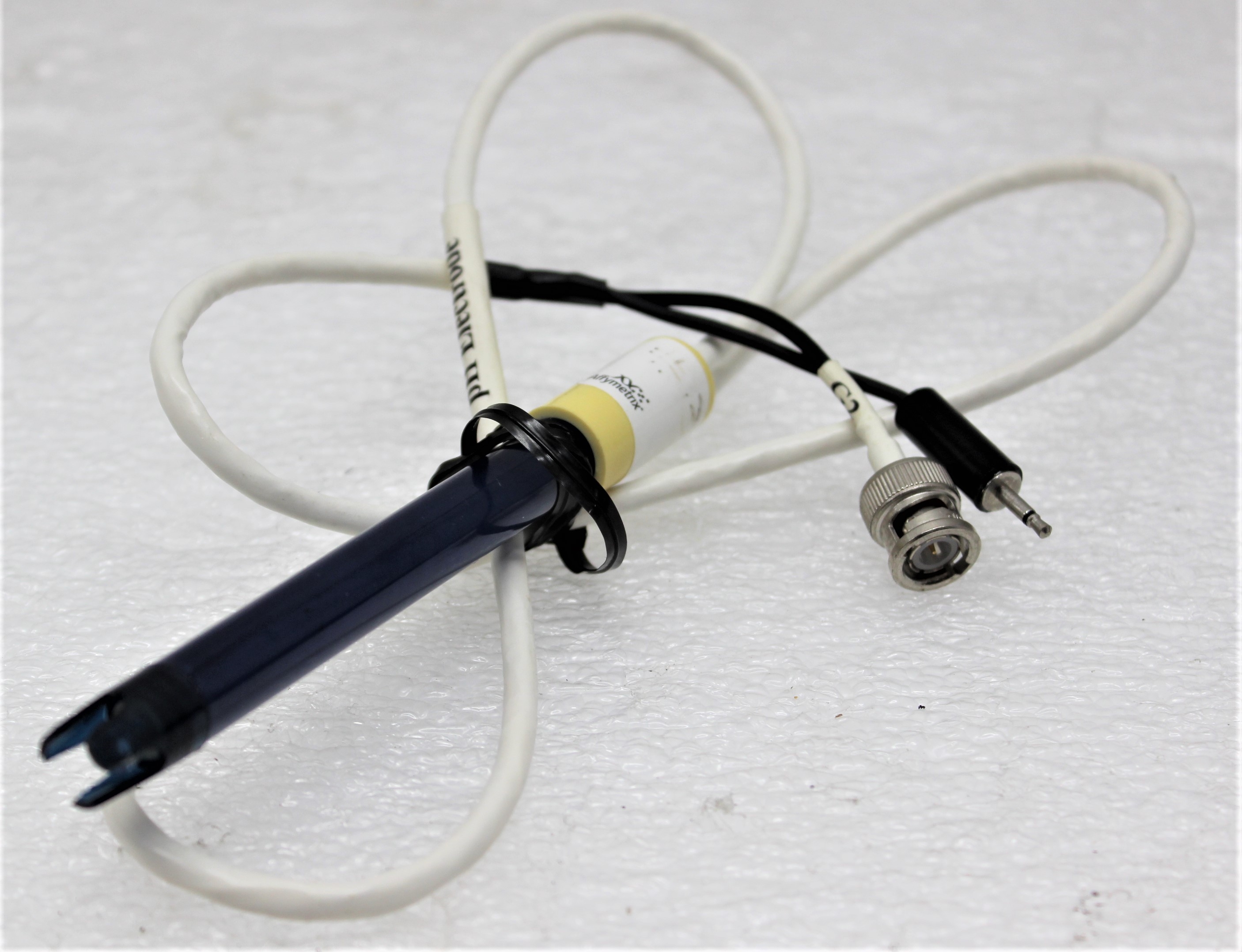 VWR Symphony pH Meter - Used Laboratory Equipment