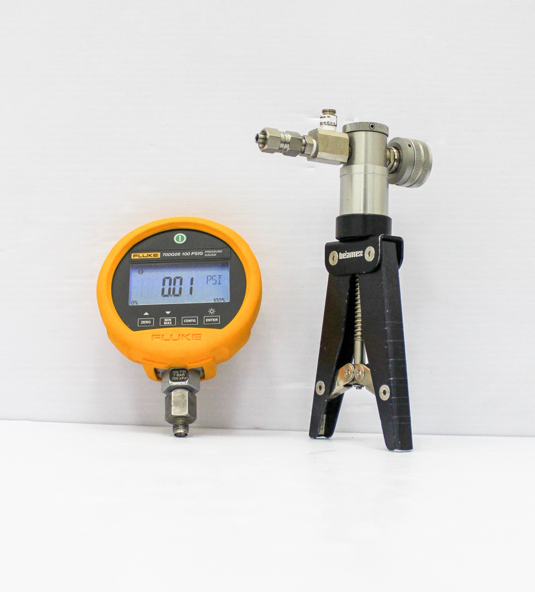 Fluke 700G06 Digital Pressure Gauge Calibrator Used 100PSIG Precision