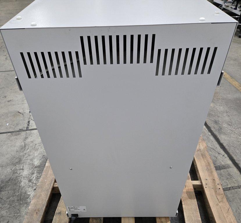 Fisher Isotemp 6845 Incubator Oven: 30-75C, 5cuft, Lab Incubation