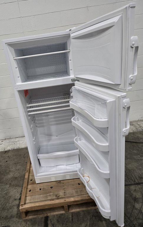 Fisher Isotemp 10FCEEFSA Refrigerator Freezer Combo 120V 60Hz 30-Day Warranty