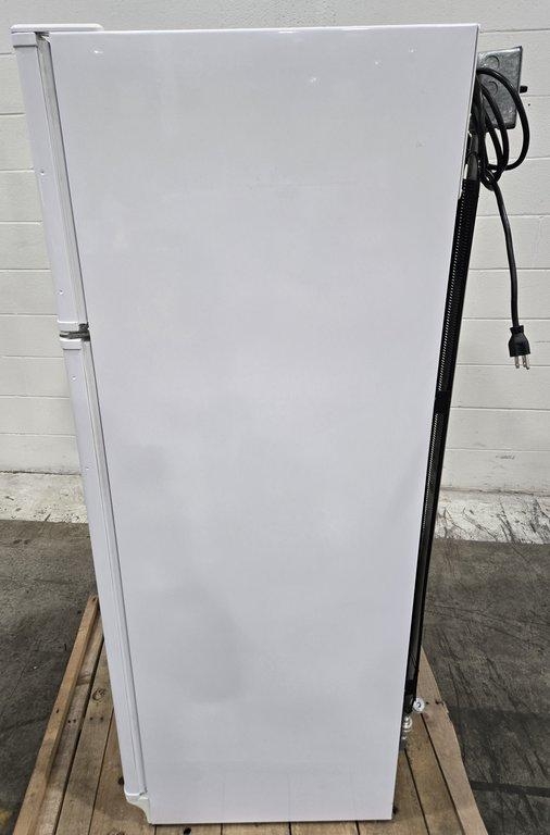 Fisher Isotemp 10FCEEFSA Refrigerator Freezer Combo 120V 60Hz 30-Day Warranty