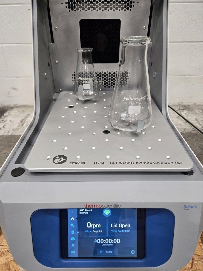 Thermo Solaris Shaker Incubator Incubated Shaker VG Condition 99 Programs US