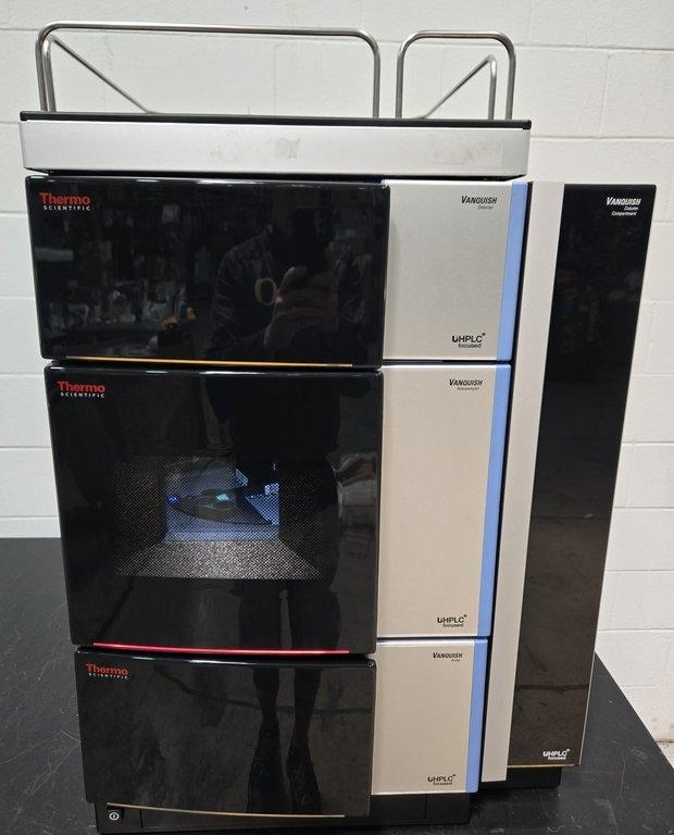 Thermo Vanquish UHPLC System HPLC Includes Pump & Detector Germany 2016