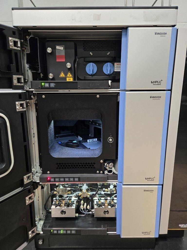 Thermo Vanquish UHPLC System HPLC Includes Pump & Detector Germany 2016
