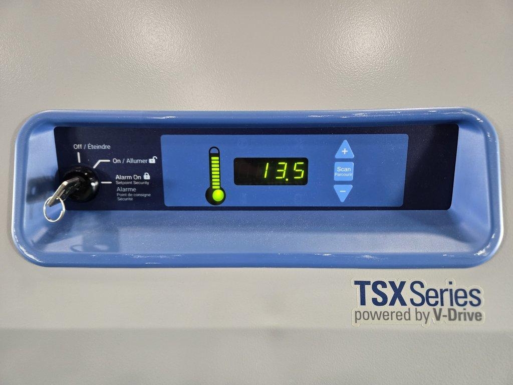 Thermo TSX3020FA Freezer -20 Lab Storage Cooling System Operational