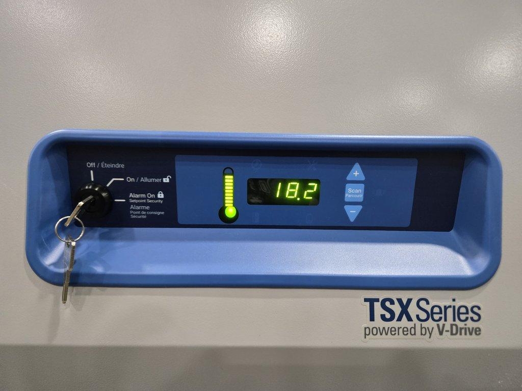 Thermo Scientific TSX2320FA -20C Freezer, Cold Storage, 2021, Tested