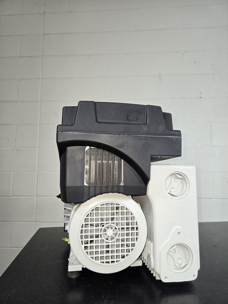 Leybold Sogevac SV65 BIFC Pump 200-240V 50/60Hz VG Condition
