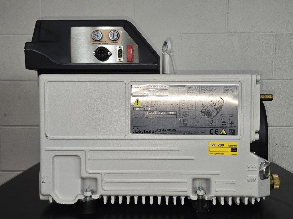 Leybold Sogevac SV65 BIFC Pump 200-240V 50/60Hz VG Condition