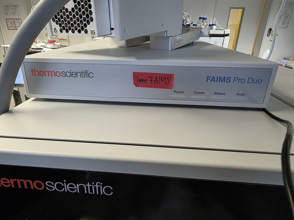 Thermo Orbitrap Exploris 480 LC/MS System w/ Computer Installed In Use