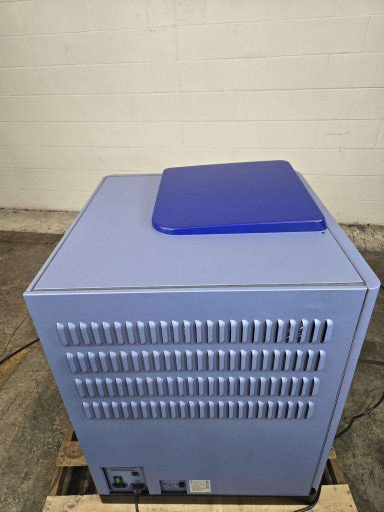 Fluidigm Biomark HD High-Throughput Real-Time PCR Genetic Analyzer