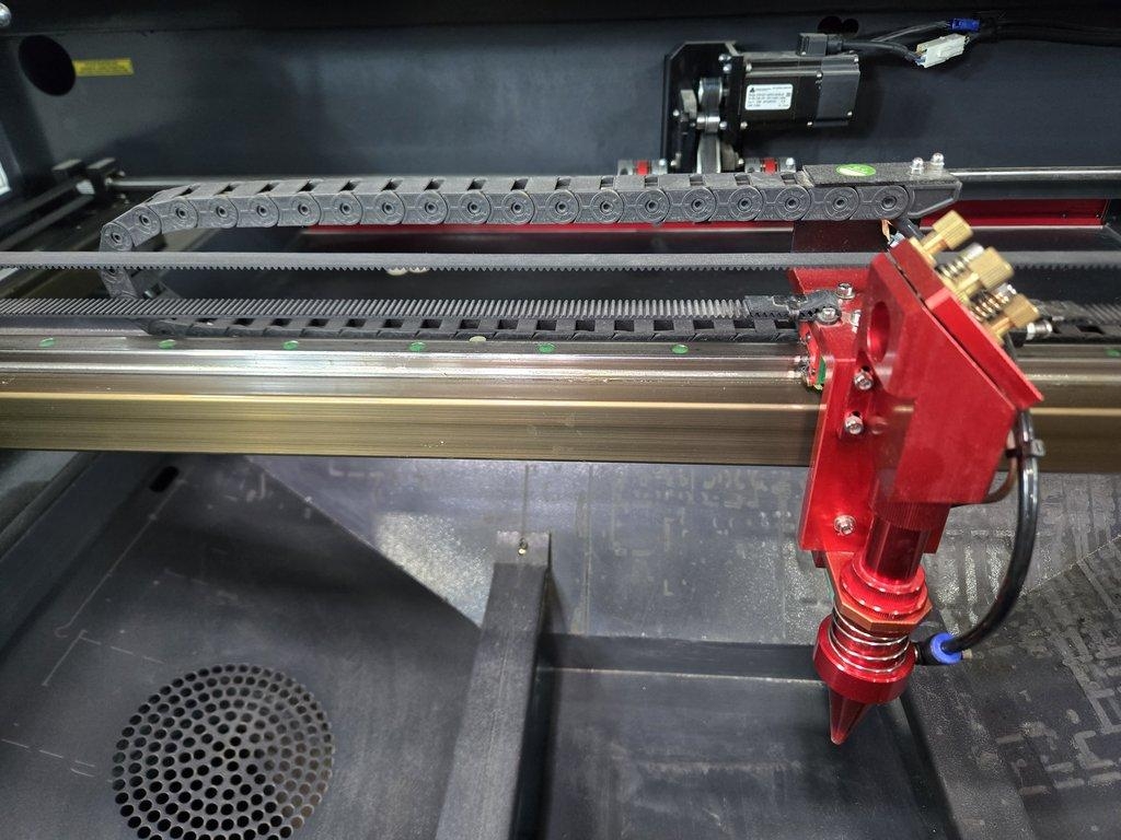 Boss Laser LS2440 Laser Engraving Cutting Machine 110V Very Good Condition