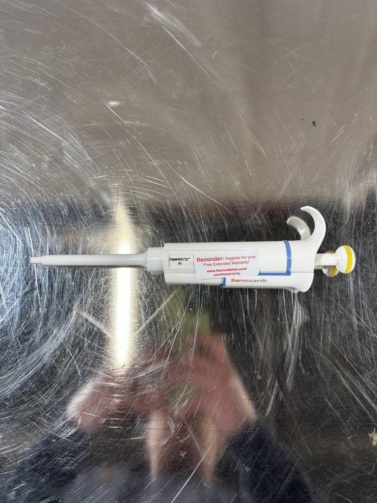 Thermo Scientific Finnpipette F1 20-200uL Adjustable Pipette with Excellent Condition