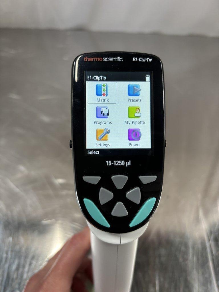 Thermo Scientific 4671100BT 8 Channel Pipette E1-ClipTip, Good Condition