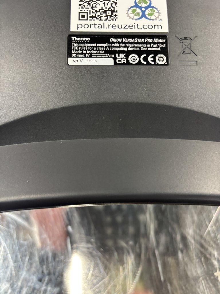 Thermo VSTAR40A Orion VersaStar Pro pH Meter, E Condition, Includes Cables